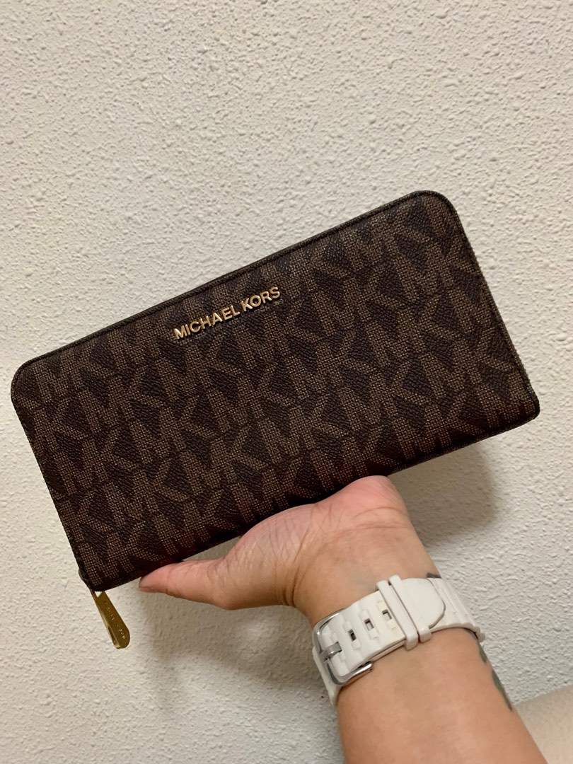 Mk deals monogram wallet