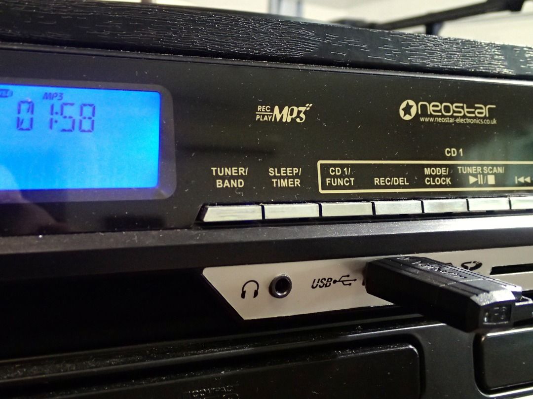 Neostar Turntable/Cassette/CD/MP3 Player & USB/SD/CD Recorder, Audio