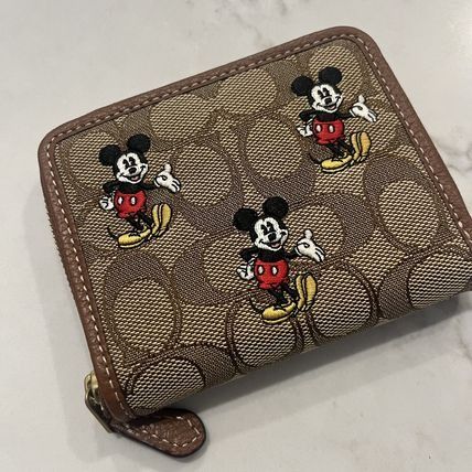 New Coach Original Limited Edition Collection Disney Small Zip Around  Wallet Signature Jacquard Mickey Mouse Zipper Wallet For Men / Women Come  With