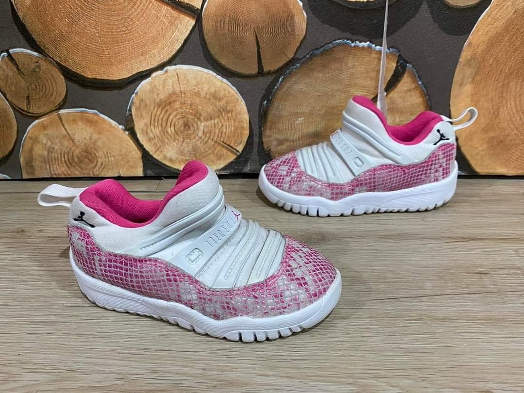 Nike air jordan 11 retro little flex pink snakeskin Bayi Anak Lainnya di Carousell