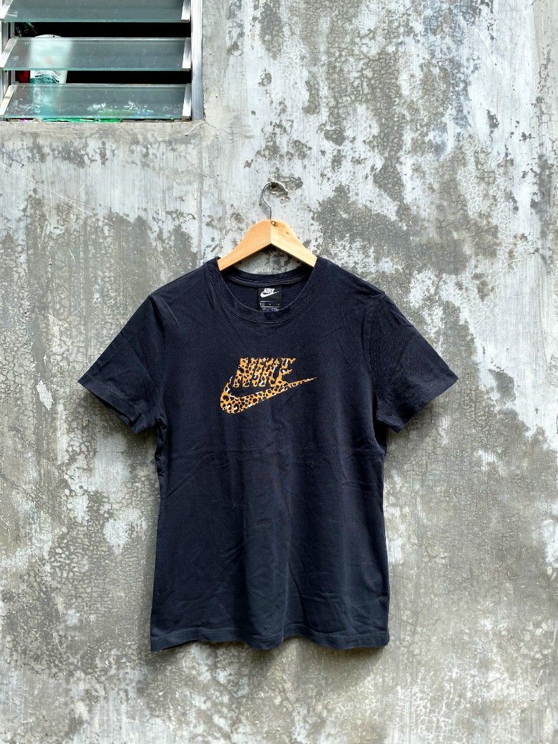 nike leopard print clothing