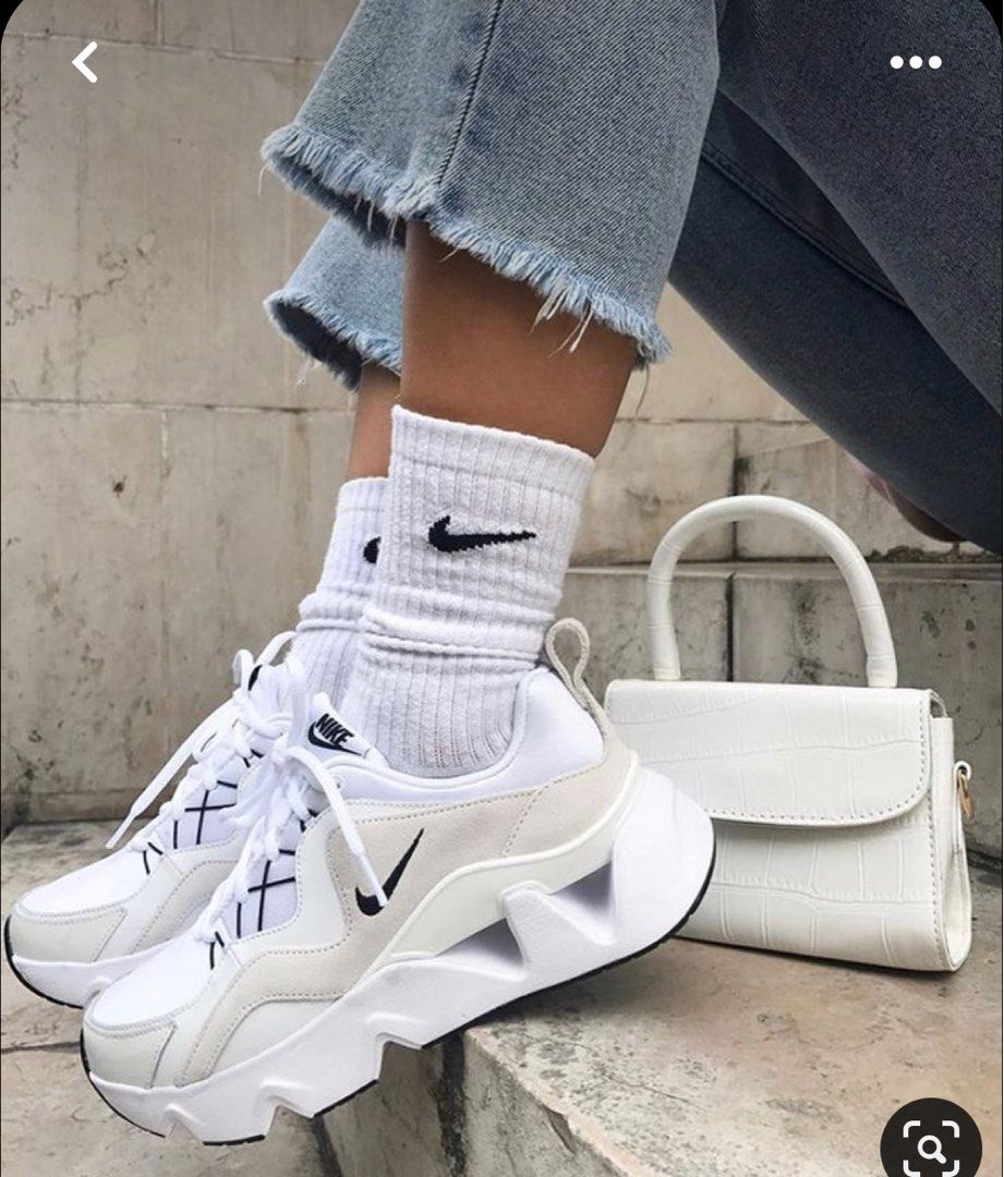 nike ryz 365 on feet