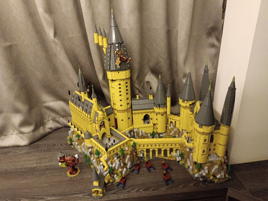 Lepin Lego Hogwarts castle