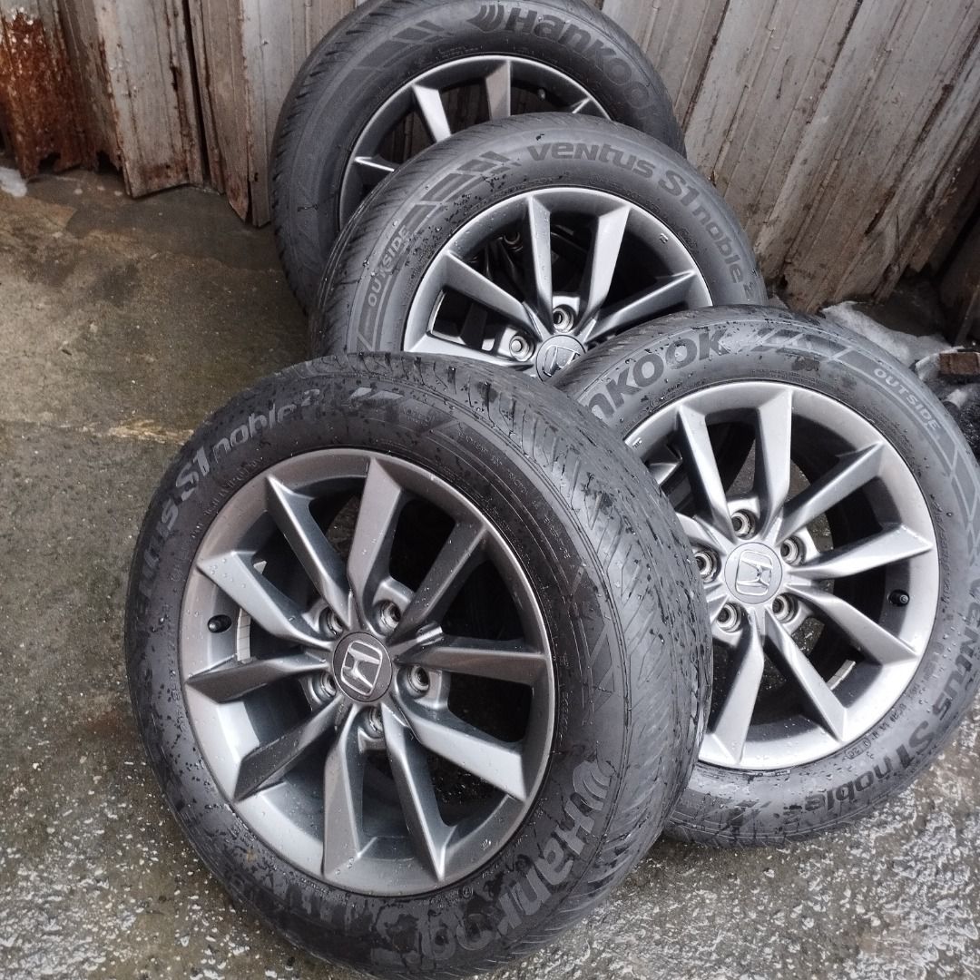 OEM Honda Civic Mags and Tires (Orig color), Car Parts & Accessories