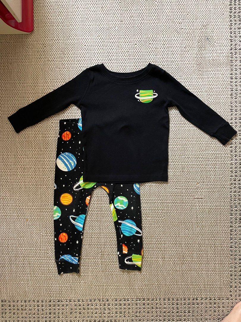 Old navy astronaut best sale pajamas