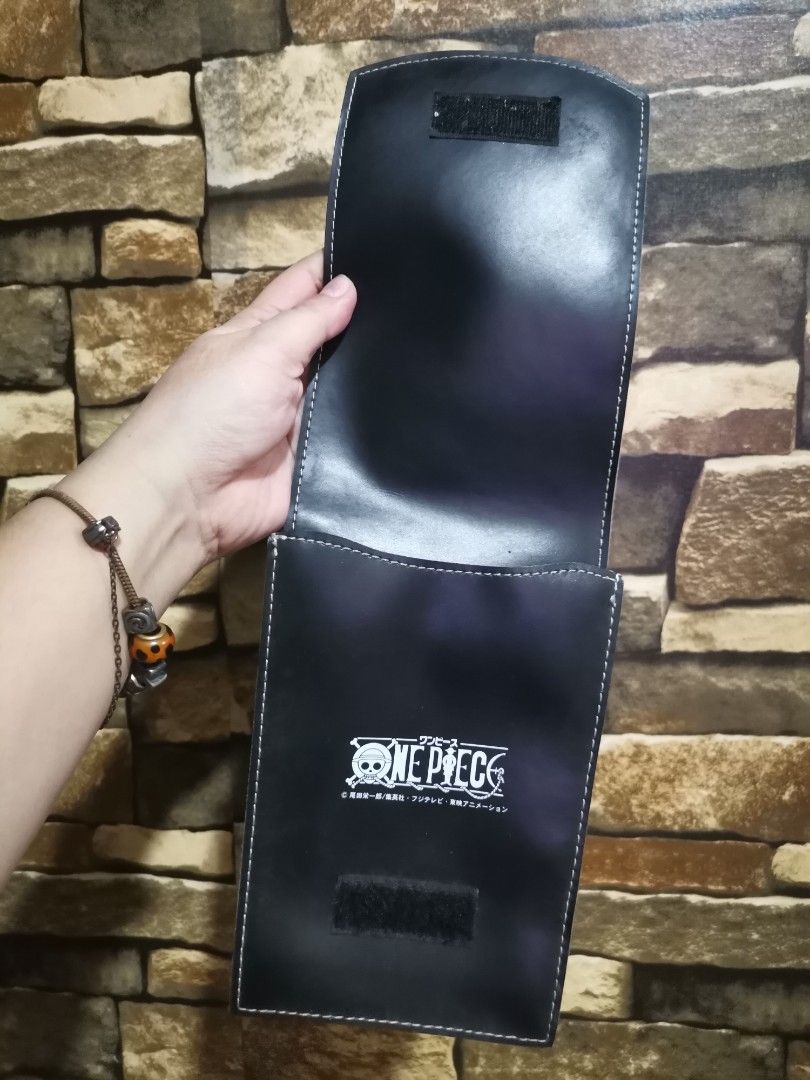 One Piece leather Pouch (Category: Belt bags, Clutches and Pouches) located in Taguig. Submitted by lae.onlineshop (Listing ID 1264778117, Image 3). Description: One Piece leather Pouch Comes with carabiner clip Issue: may small rip sa may bottom part ‼️1 DAY RESERVATION ONLY‼️ This item is from Japan Surplus so please limit your expectations. WHAT YOU SEE IS WHAT YOU GET. MOP: Gcash/Unionbank only MOD: REGULAR JNT/Shopee checkout/Lalamove (By ap