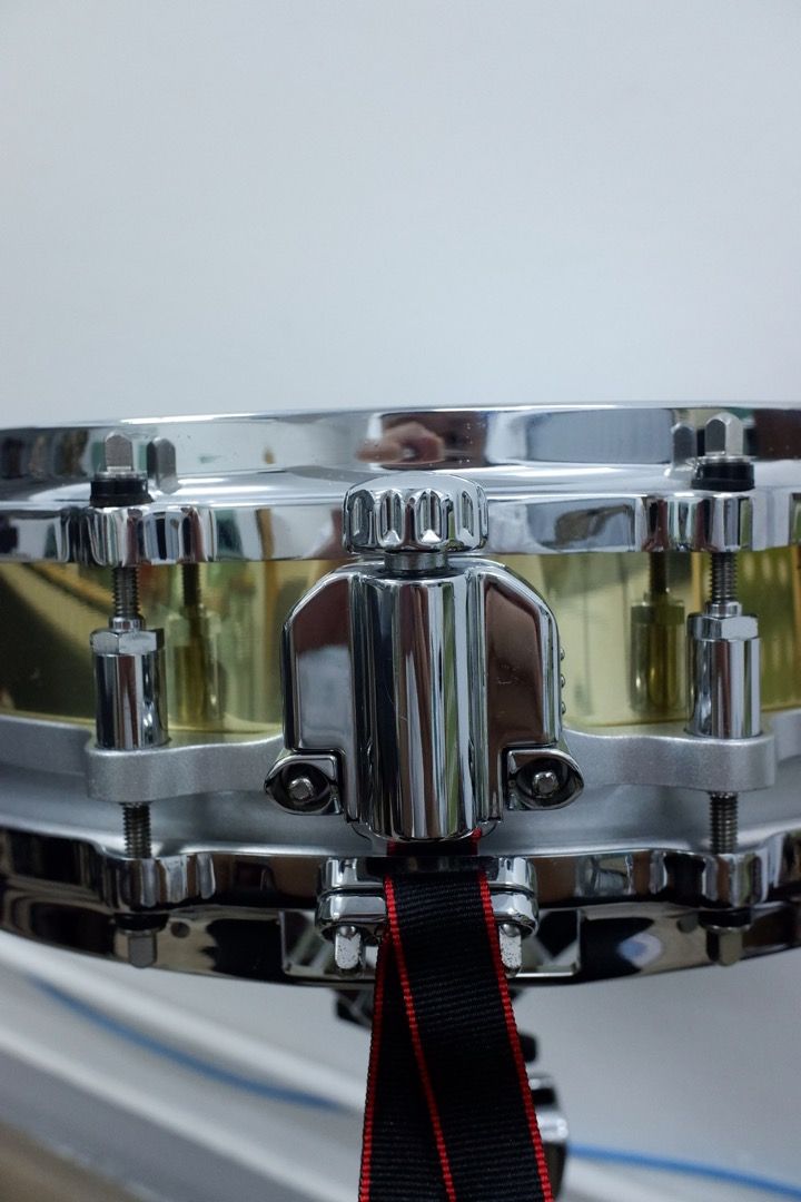 Pearl Free Floating Brass 14×3.5 Snare (3rd Gen), 興趣及遊戲, 音樂