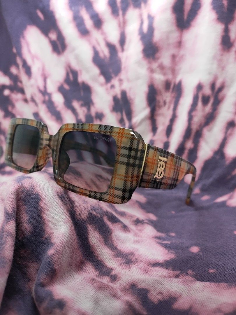 Plaid sunglass Burberry Women s Fashion Watches Accessories