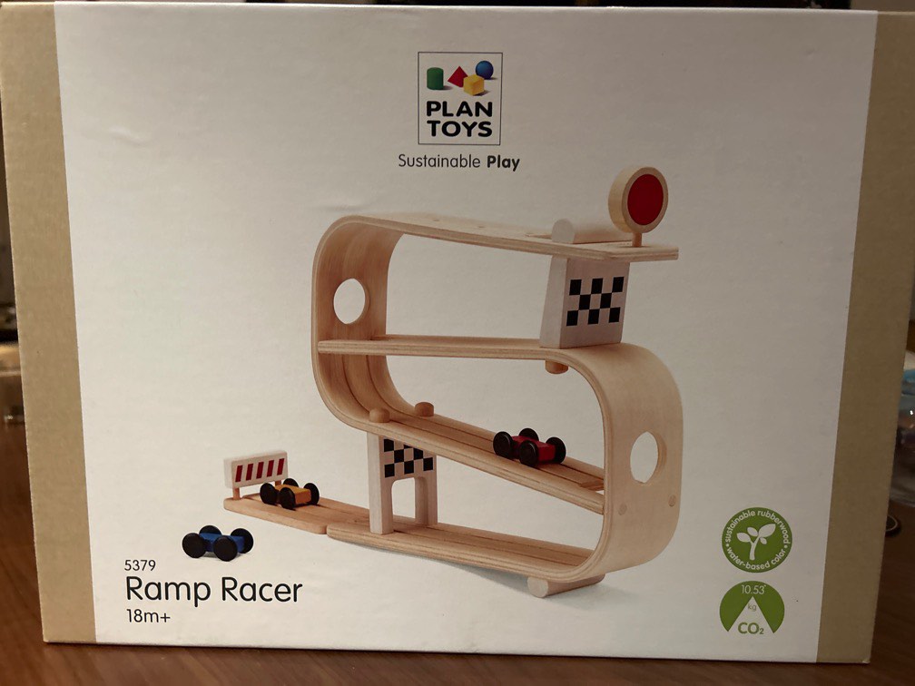 Plan toys sale car ramp