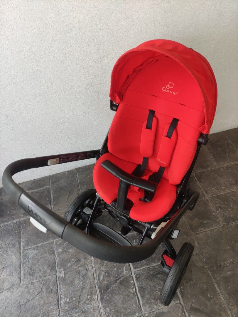 Poussette quinny shop moodd rouge