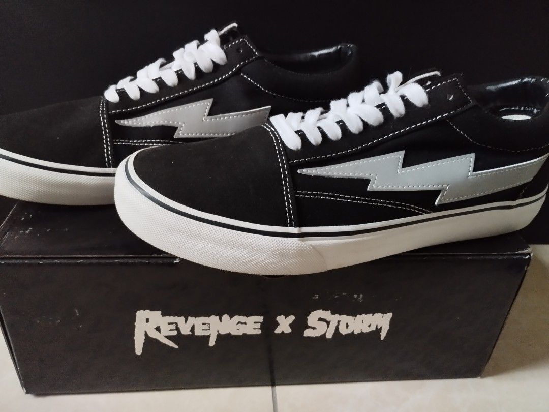 REVENGE X STORM black reflective