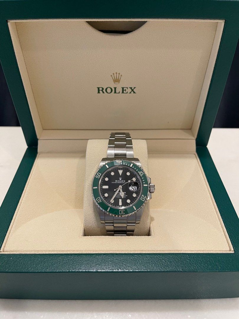 Gold and shop green submariner