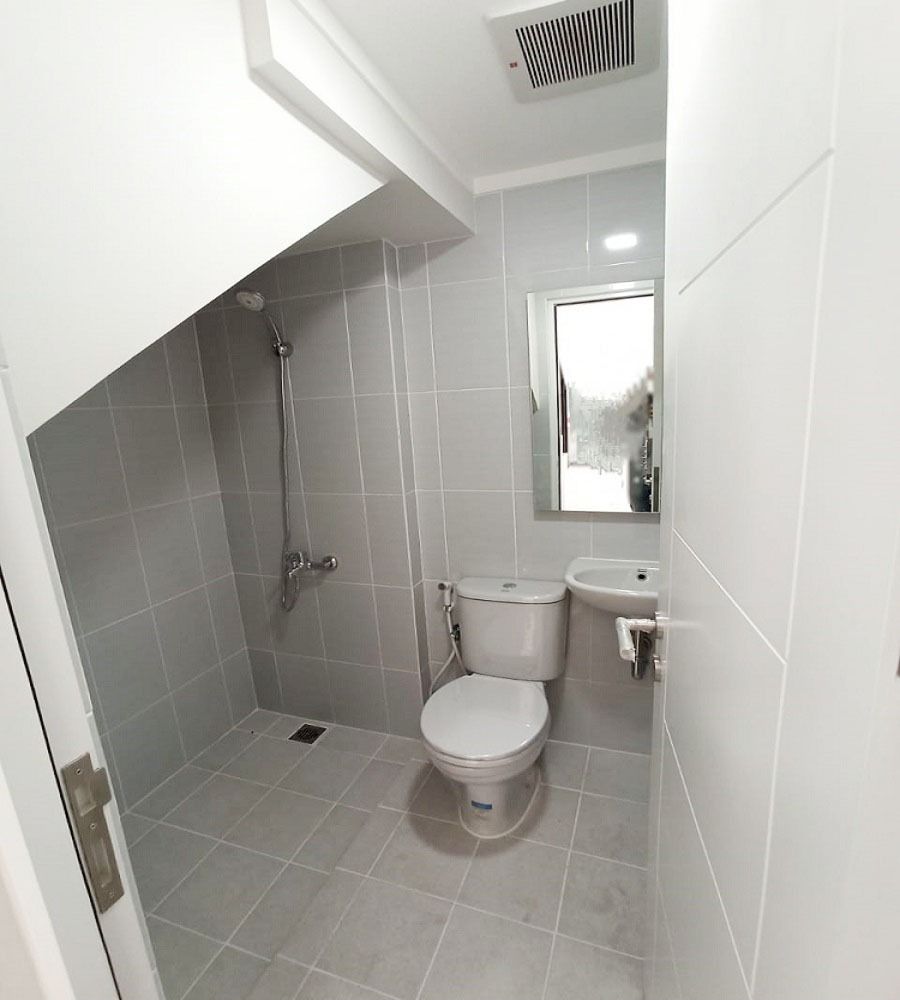 rumah_disewakan_di_summarecon__1699495311_387af558_progressive