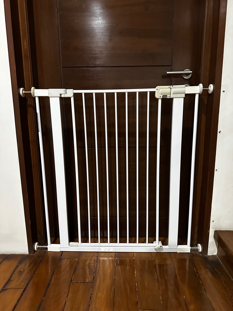 Safety First Gate With Extension, Babies & Kids, Baby Nursery & Kids
