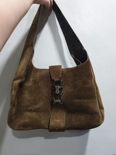 (Category: ) located in . Submitted by carats08 (Listing ID 1264741849, Image 1). Description: .