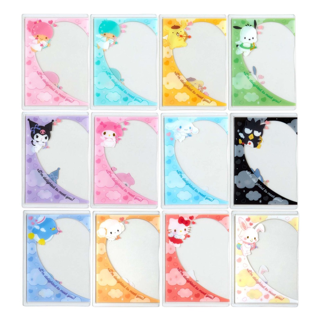 Carta de baralho com personagens Sanrio Hello Kitty, Little Twin Stars, My  Melody, Cinnamoroll, Pompompurin, Pochacco 8,89 cm x 6,05 cm x 1,81 cm com  caixa de papel