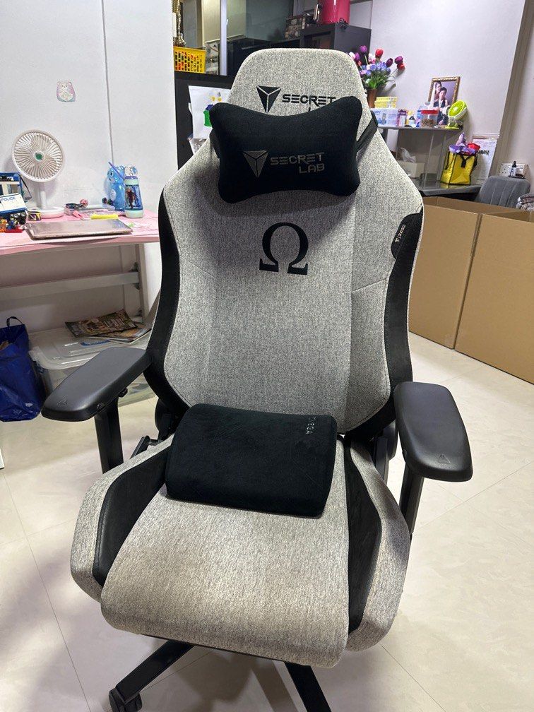 Secretlab omega hotsell chair for sale