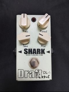 Shark DraftTime DL-1 Analog Delay guitar pedal