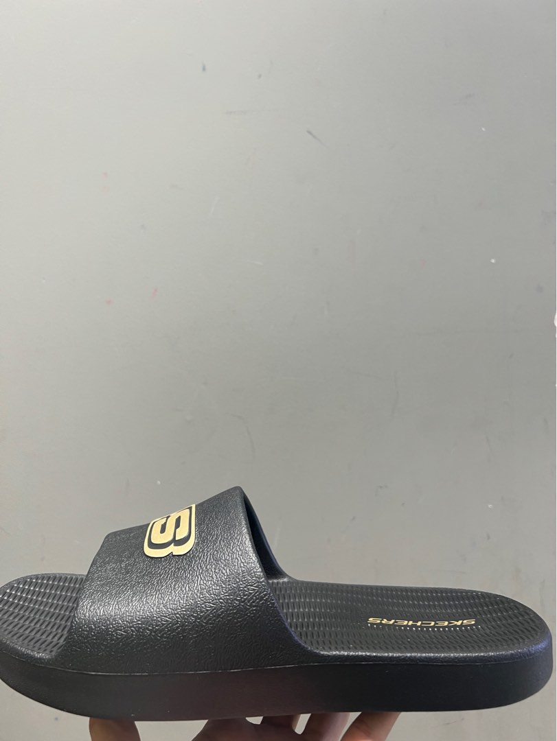 Skechers slippers mens gold deals