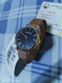 Sketchers watch for women