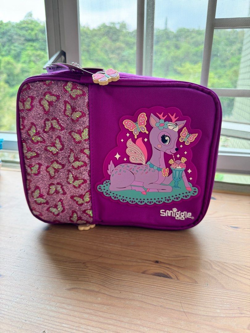 Smiggle sandwich box top