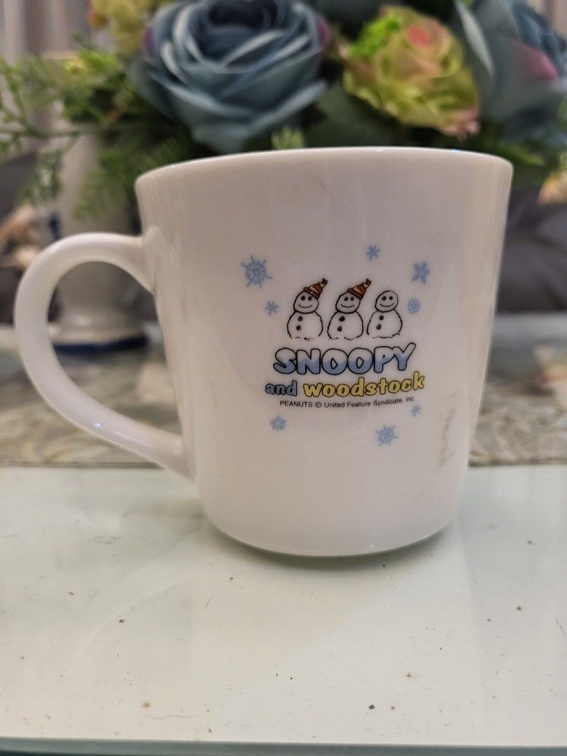 Snoopy & Woodstock × KFC Mug (Category: Coffee & Tea Tableware) located in San Fernando. Submitted by jpmarketplace2023 (Listing ID 1264734490, Image 2). Description: -Snoopy & Woodstock × KFC mug for only PHP150 -Authentic from Japan.