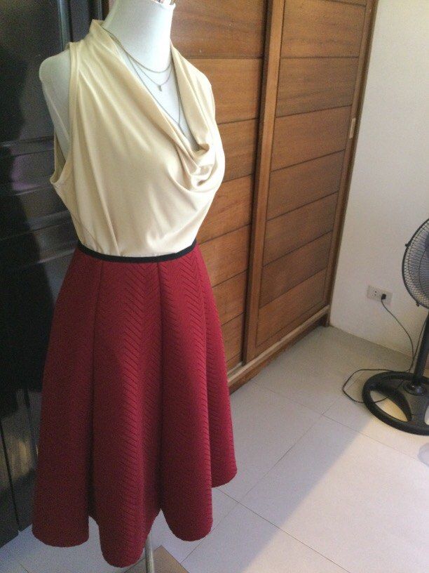 Sosy top and skirt (Category: Sets or Coordinates) located in Makati City. Submitted by babe090817 (Listing ID 1264626927, Image 3). Description: top/ blouse / dress- maldita skirt is good condition outfit for christmas party.