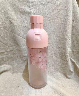 Starbucks sakura water bottle
