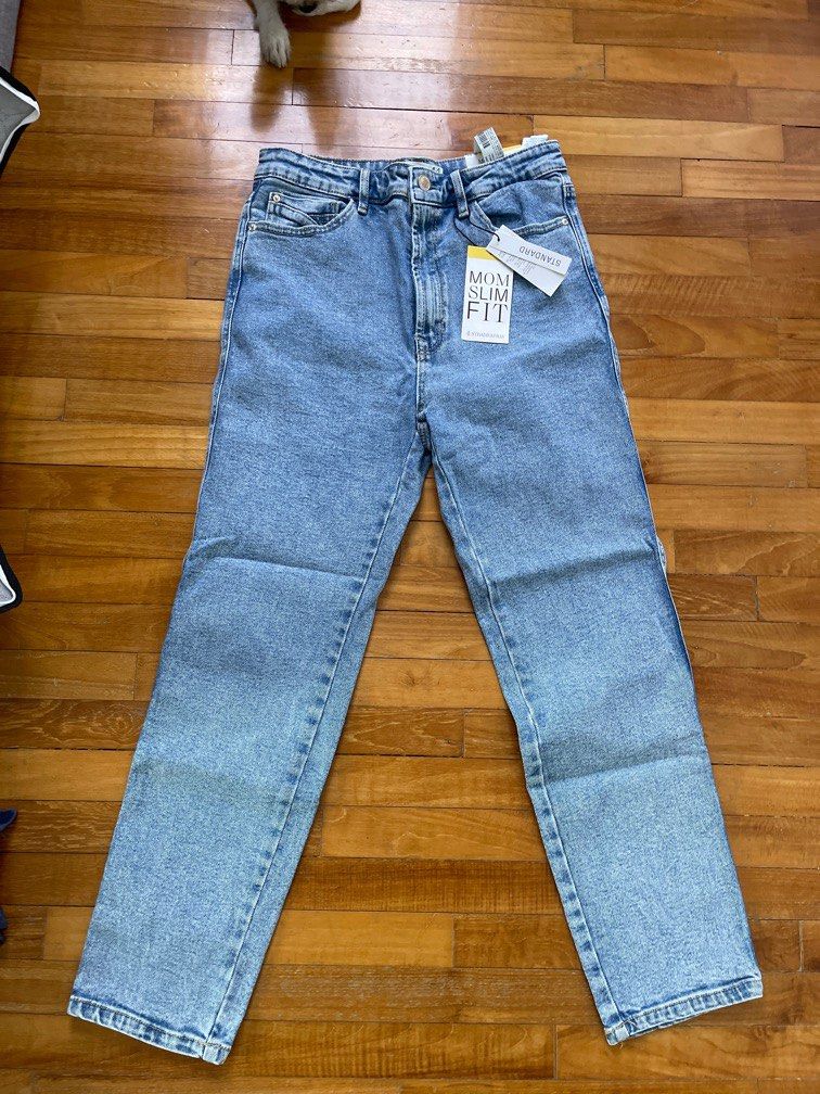 Stradivarius mom slim fit jeans US12 Women s Fashion Bottoms