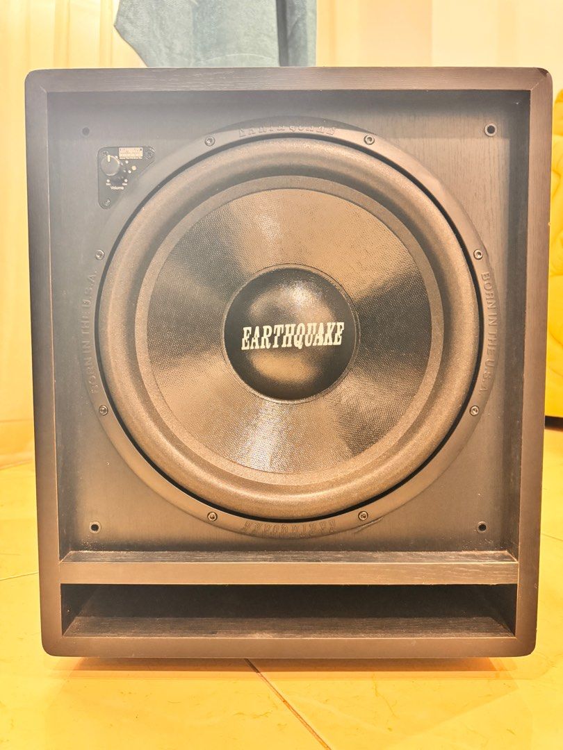 Subwoofer Earthquake FF 12, Audio, Soundbars, Speakers & Amplifiers on