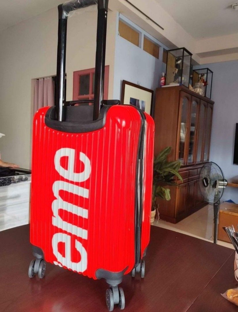SUPREME Red Design Handcarry Luggage 360deg Wheels Hardcase With