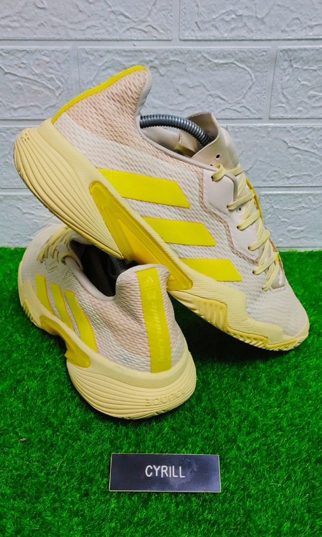 Adidas barricade 9.5 deals