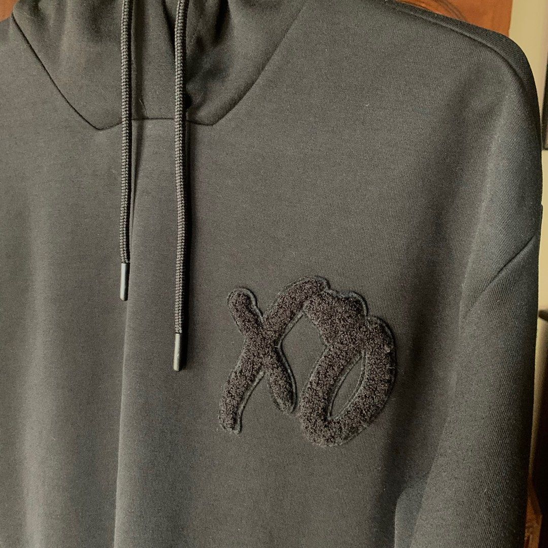 The Weeknd X H m Hoodie 2024 www.houwelings
