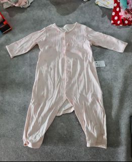 Uniqlo pajama ukuran 80