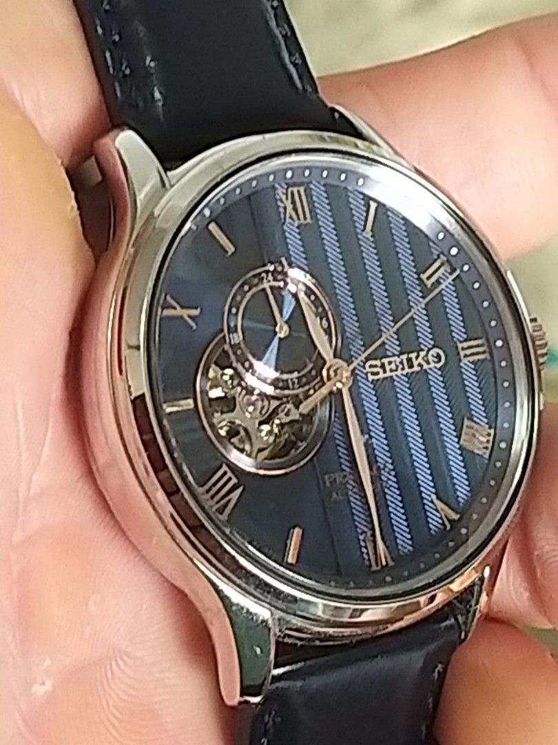 seiko sakura by night