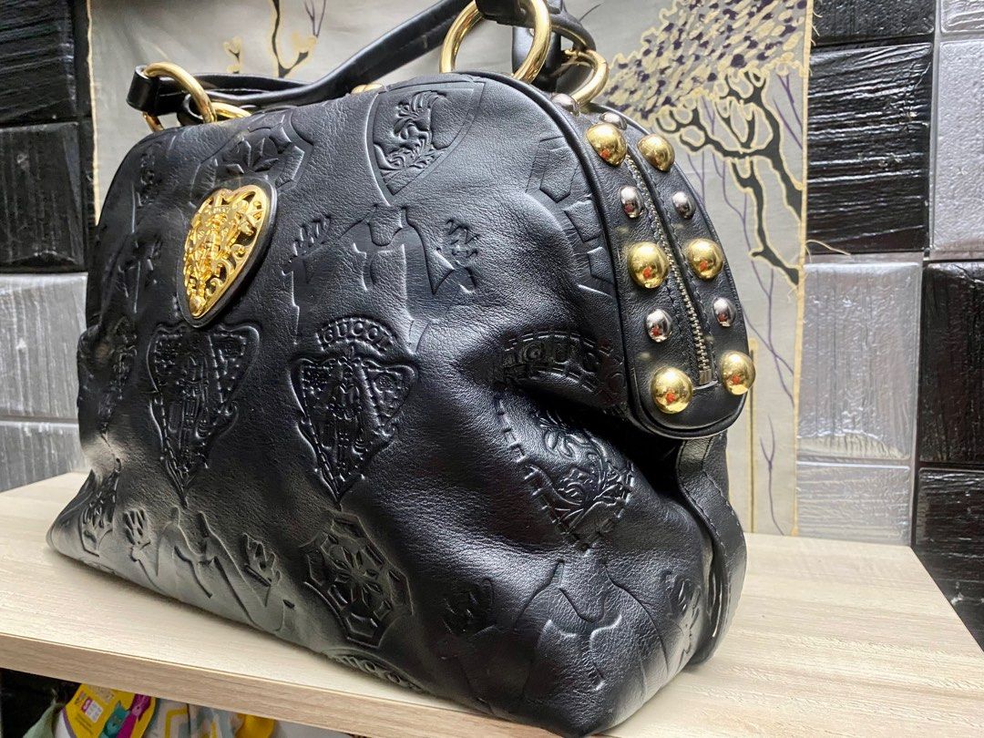 Gucci black outlet heart bag