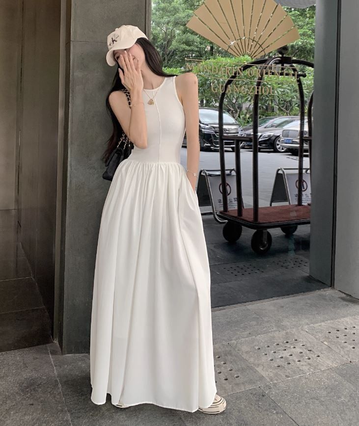 White chiffon sale dress maxi