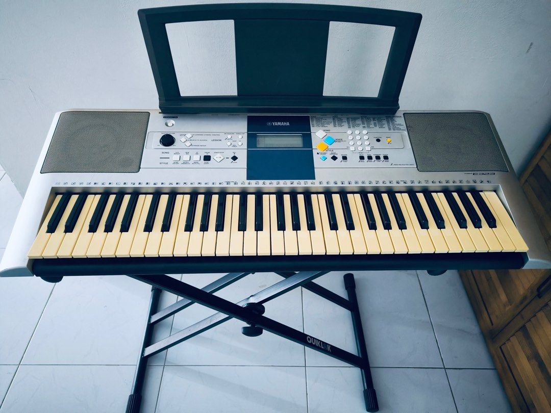 Yamaha digital piano Hobbies Toys Music Media Musical