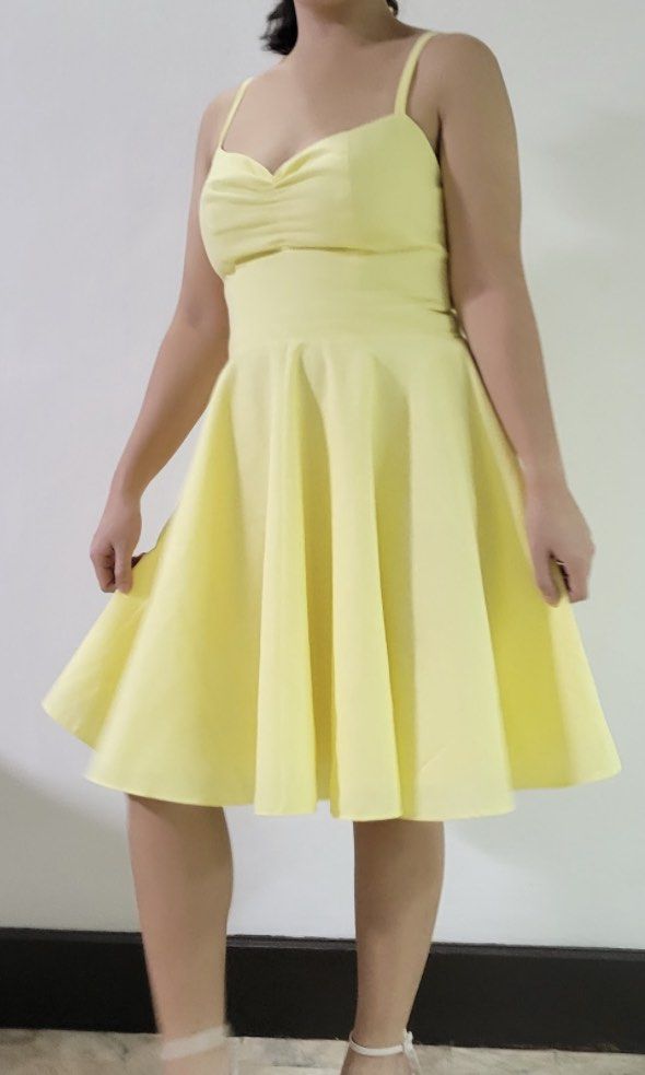 Yellow Linen Blend A-line Dress (Category: Dresses) located in San Juan City. Submitted by mofusand_ (Listing ID 1264632160, Image 3). Description: Brand new linen dress Bustier top with boning Ruched chest With lining Bust -36 Waist- 31.