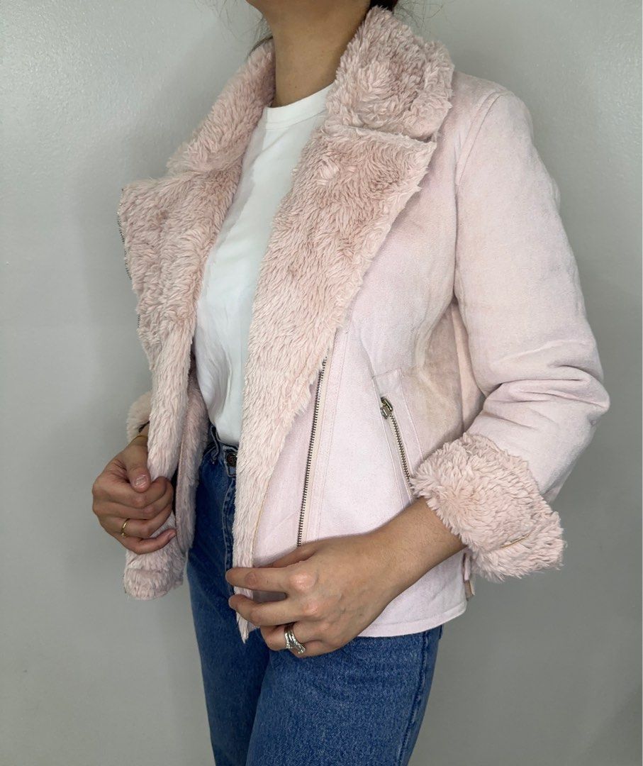 Zara like Sude Fur Jacket - Thick, Semi Heavy (Category: Coats, Jackets and Outerwear) located in Manila. Submitted by pcyph (Listing ID 1264686351, Image 1). Description: Model’s Height: 5’6 Model’s Size: S - Semi Medium Pede sa xs if mag layering Fits best S may konti allowance Fits just right for Medium Lalamove by schedule Courier everyday thru LBC, JT and JRS Payment Methods: •BPI •BDO •Cebuana •Palawan.