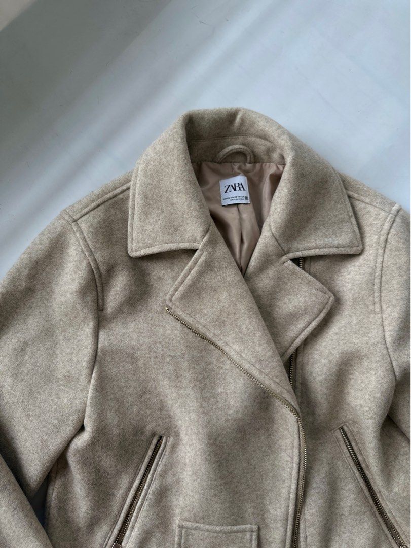 Zara soft jacket (Category: Coats, Jackets and Outerwear) located in Makati City. Submitted by _stylebuffet (Listing ID 1264729587, Image 3). Description: Used once for a trip XS on tag Not oversized .