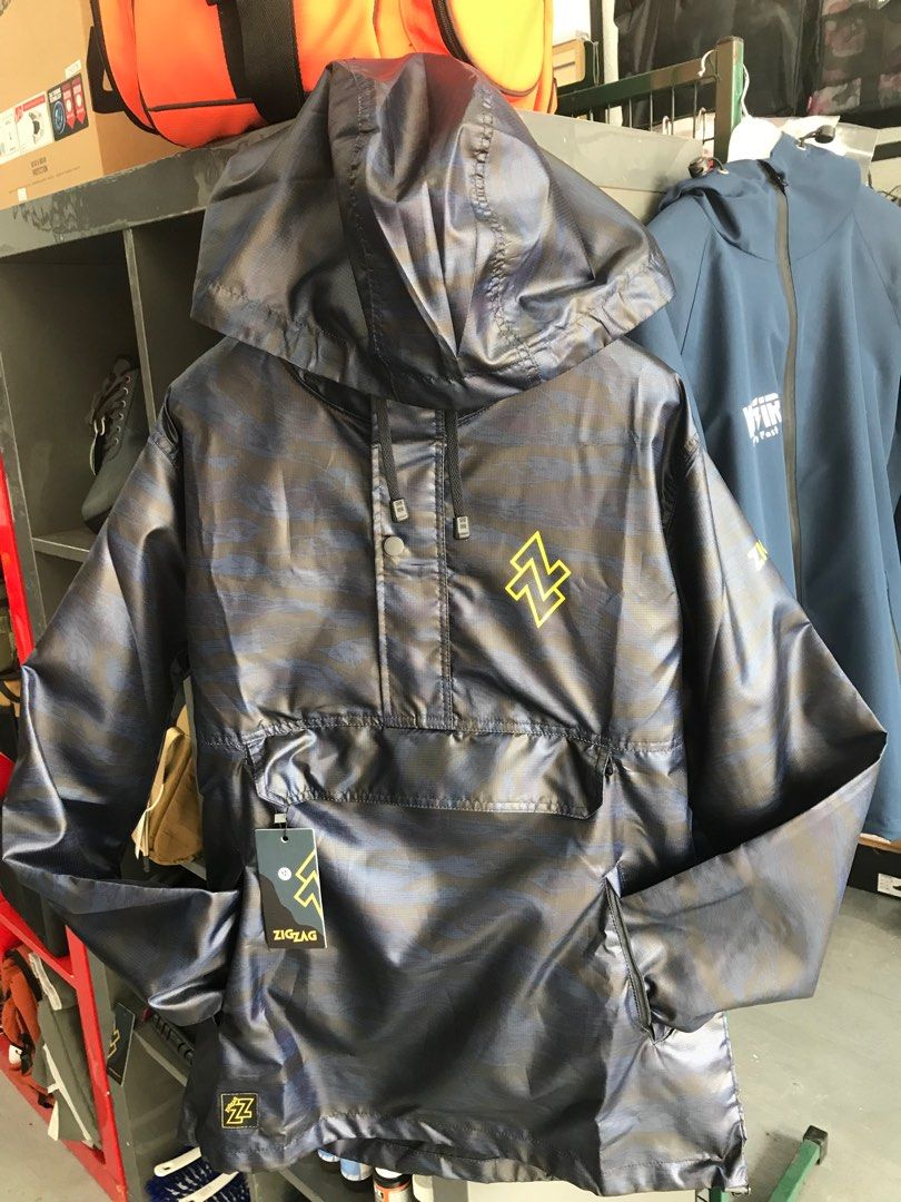 Kangaroo raincoat outlet