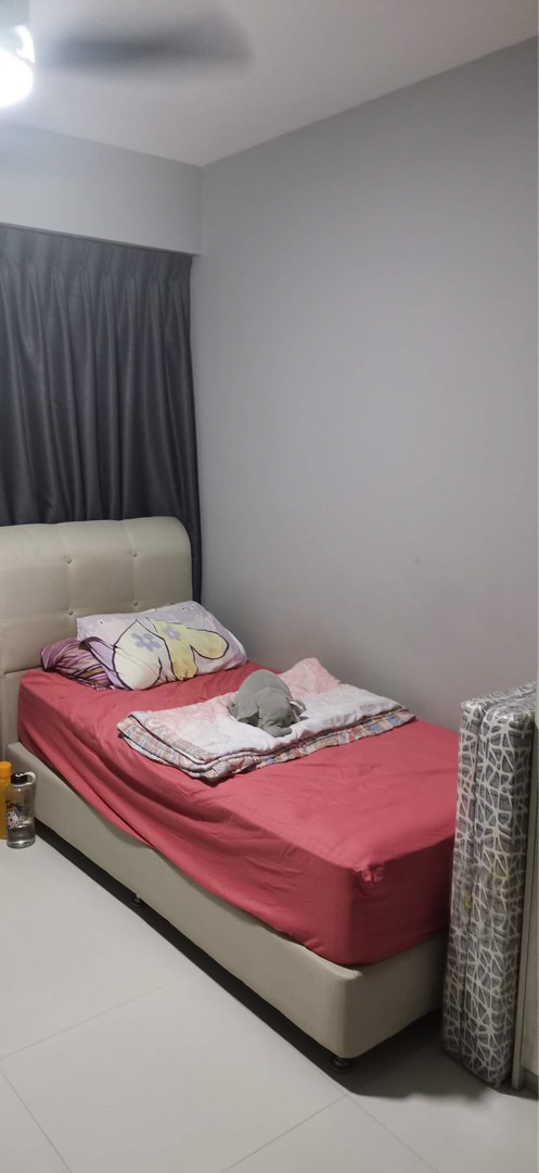(Category: ) located in . Submitted by Hauhh (Listing ID 1268722475, Image 1). Description: .