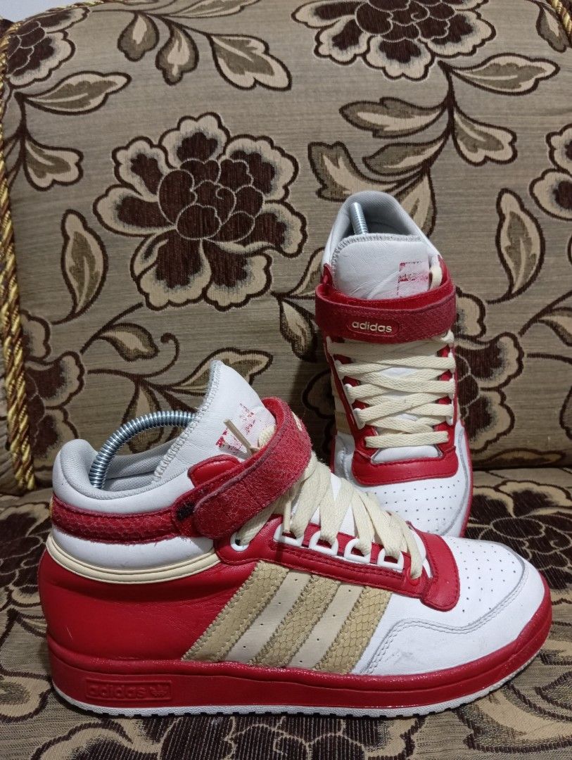 Patent leather adidas concord mid hot sale