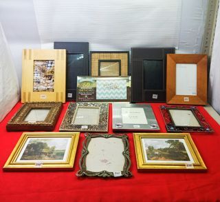 Assorted 4"x5.5" to 5"x7" frames in various materials for 250 each *U23