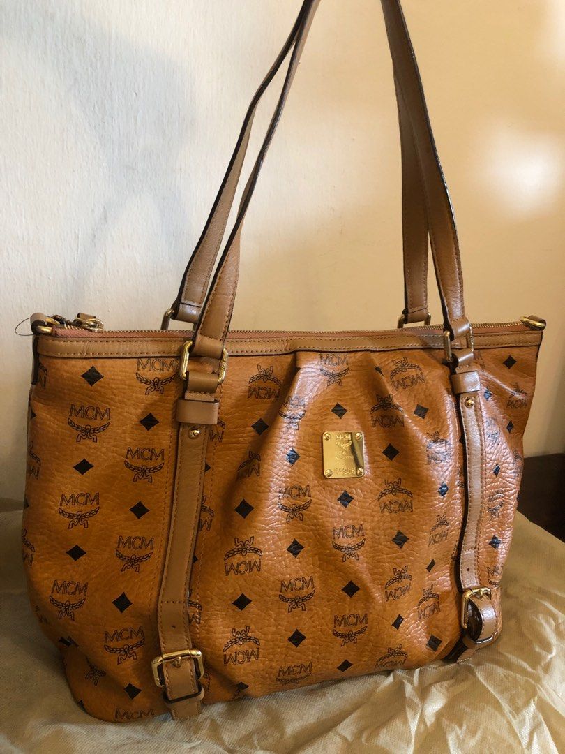 Real mcm hotsell purse