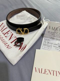 Authentic Valentino V Logo Signature Reversible Belt
