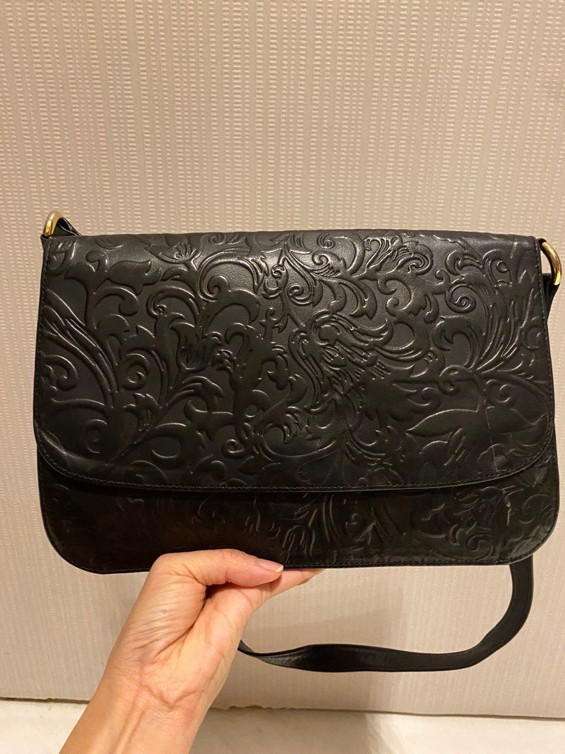 balenciaga black leather tote