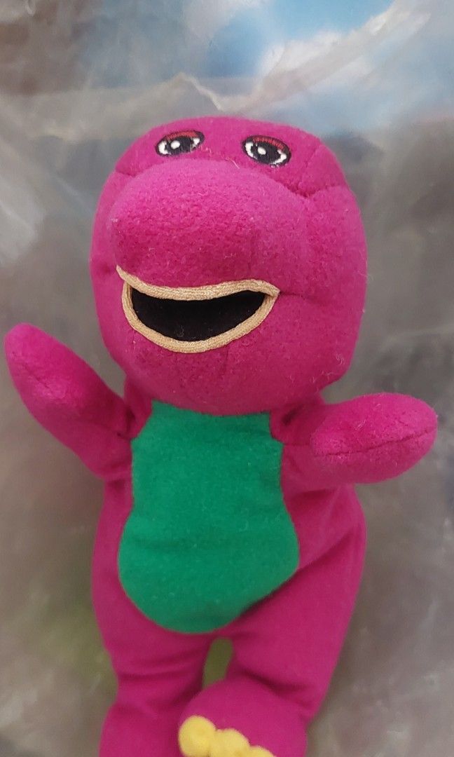 barney plush toy (Category: Plushies & Soft Toys) located in Manila. Submitted by jen.jen11 (Listing ID 1268731799, Image 1). Description: .