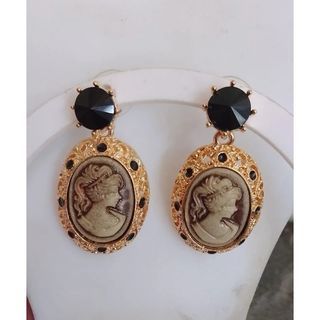Baroque Victorian Lady Cameo Jewelry Brown Rhinestone Dangling Stud Earrings